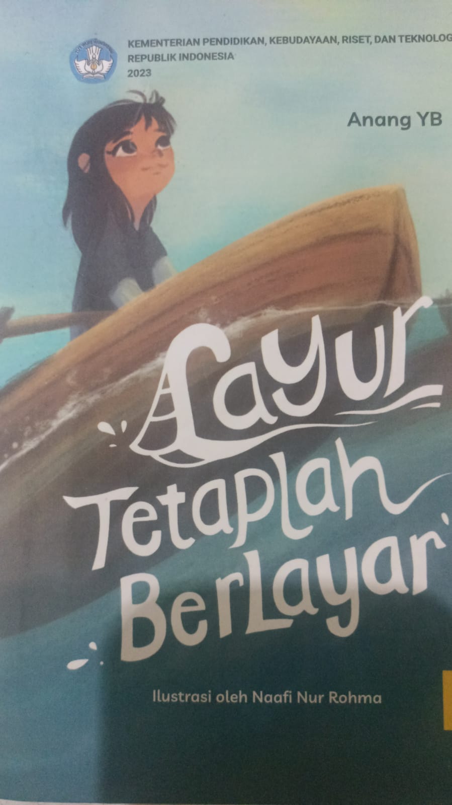 Layur Tetaplah Berlayar